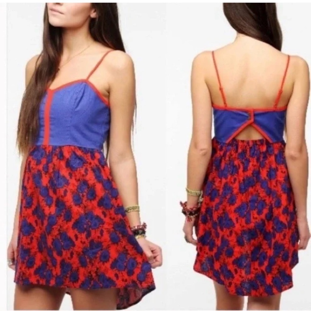 Cope Stylish Blue and Red Floral Dress